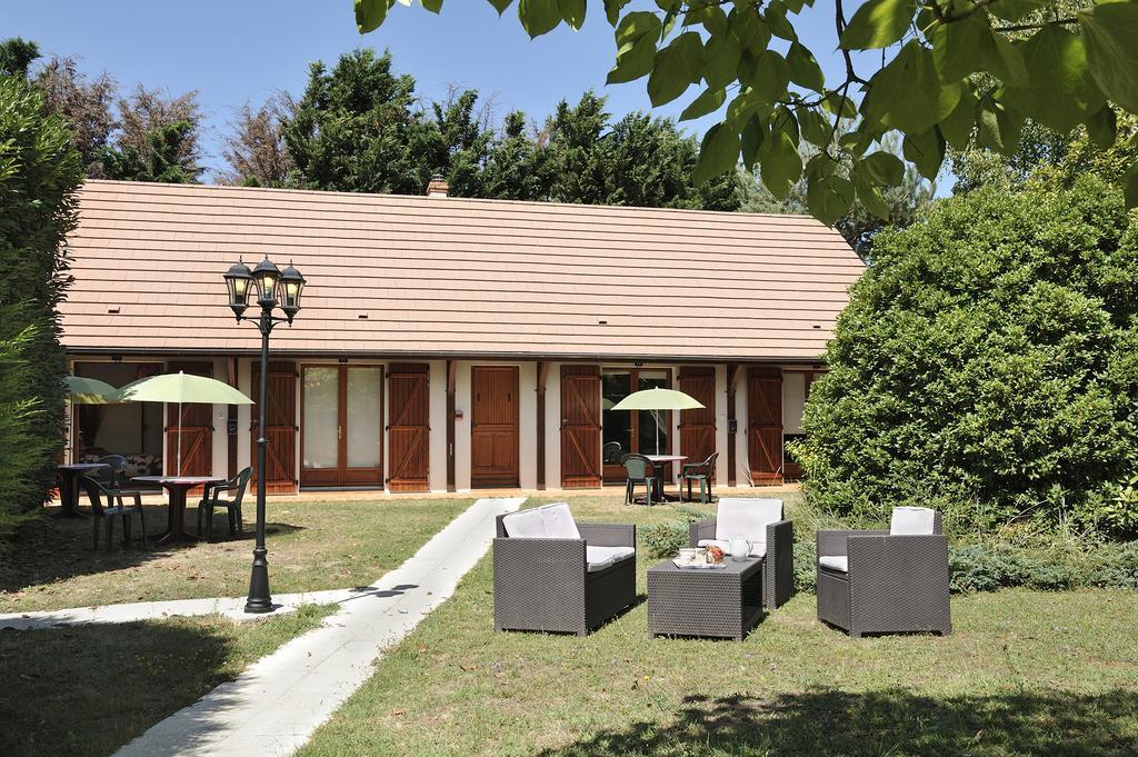 Logis Hotel Restaurant Le Vieux Fusil Soings-en-Sologne Экстерьер фото